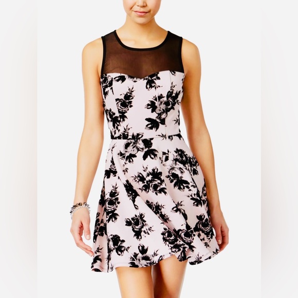 Trixxi Dresses & Skirts - Trixxi Black Floral Mini Dress